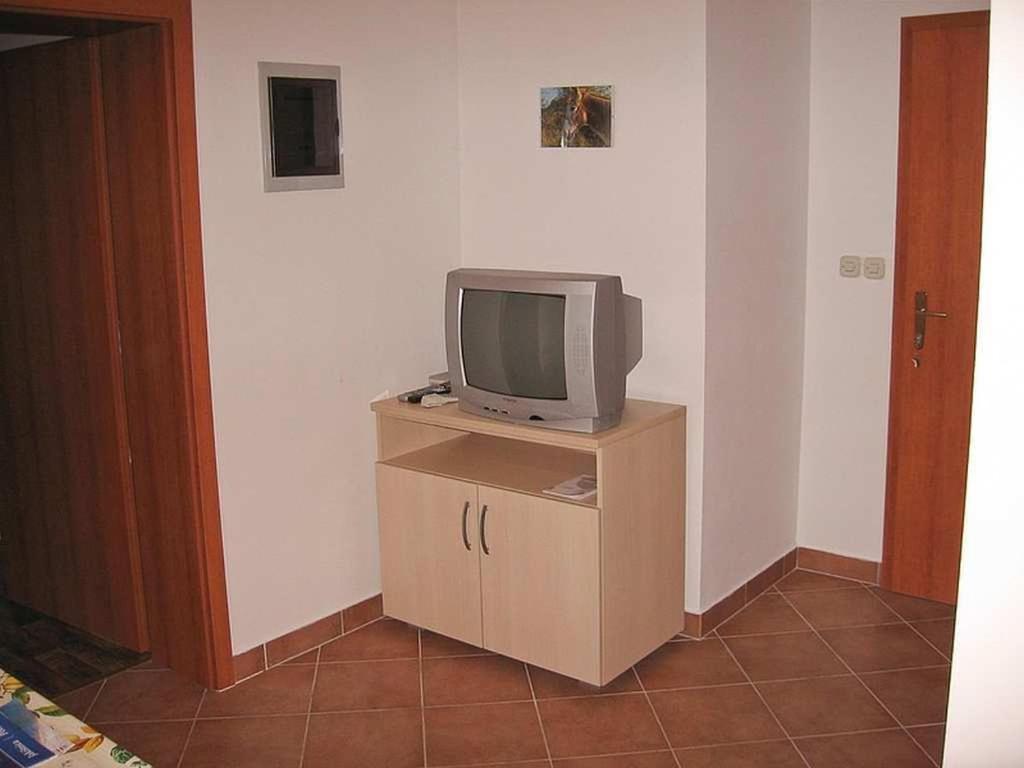Apartments Krusvina ลุน ห้อง รูปภาพ